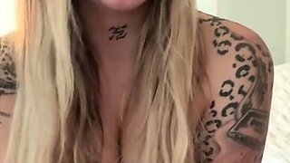Awesome Big Boobs Blonde Masturbates In The Shower