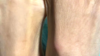 Melove Sexy Long Toes in Different Colors Nail Polish