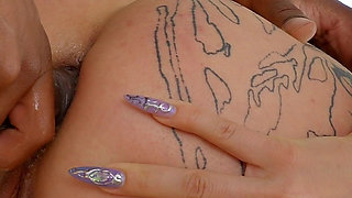 Tattooed Italian Girl Asks Her Boyfriend to Smash Her Ass Once and for All