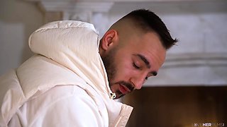 New House, No Shoes - Sophia Leone & Milan Ponjevic