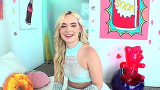 TRUE ANAL Khloe Kingsley keeps you hard