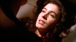 Sean Young a kiss before