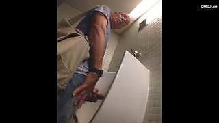 Voyeur Films Old Males In The Public Toilet