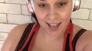 Working Out at the Gym... Cardio Before Weights and Yes I Train 5 Times a Week 2 Hours Each Session