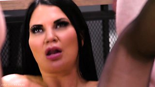 Contemporary transgressions - a well-endowed, shapely instructor named Jasmine Jae receives an overflowing facial during a group sexual encounter with her pupils!