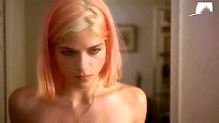 Selma Blair - Showing her small teen boobs + Doggystyle Sex Scene