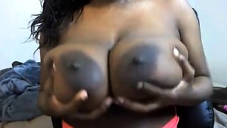 Huge Tits on Webcam
