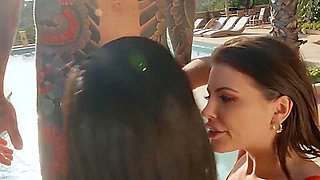 Thereesome Anal Squirt by the Pool