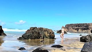 I fucked a girl with a luxurious ass on the beach - CUM ALL