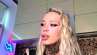 Big boobs milf masturbates with her dildo