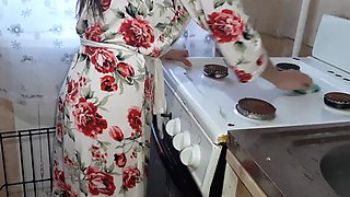 Huge Fat MILF Pulls Up a Silk Gown Of Her Plump-ass GF And Fucks Her With Strup-on In the Kitchen