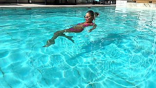 Monika Fox Poses In Pink Bikini And Swims In Pool Surrounded