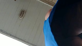 Priscila's Fat Pussy Flashed While Cleaning Sidewalk Without Panties