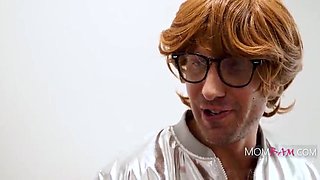 Unbelievable COUGAR Bots Lure The Heavy Austin Powers