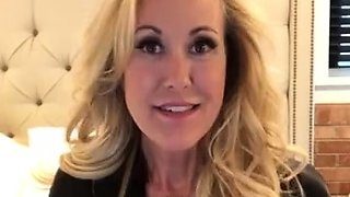 Milf discovers strapon