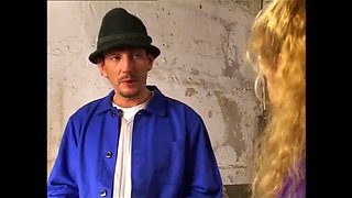 Bea Dumas Fingers Her Pussy With Dildo Amateur Blonde
