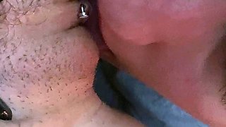 Amateur lesbo licks and fingers real hairy pussy in hd