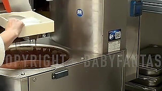 Coworking - Episode 4 I Arrive at a Chocolatier