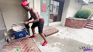 Rome Major Unloads on Sexy Ebony Chick Gianna Spade's Face
