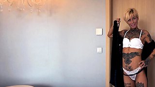 German skinny tattoo Artist picked up at blind date casting