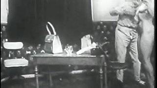 Retro Porn Archive Video: Femmes seules 1950's 08