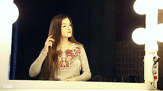 Casting Arina