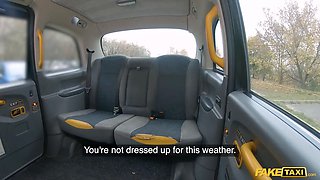 Faux taxi cougar can fuck anybody now...she's divorcee