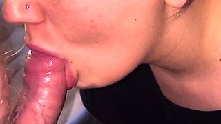 Hot amateur teen blowjob and facial HD video