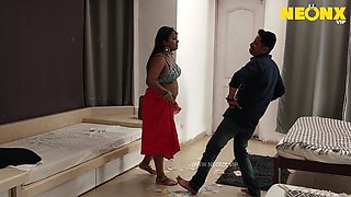 Desi Indian Dance Bala Sex with Client!